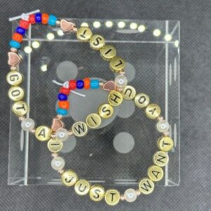 Swiftie Friendship Bracelet